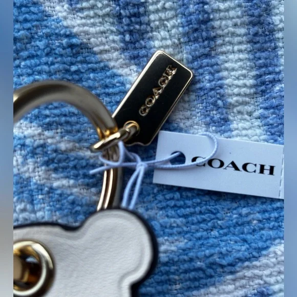 Coach Keychain - Picture 2 of 4